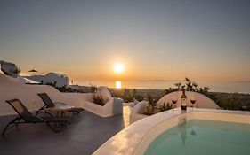 Sun Angelos Oia - Luxury Cave Suites